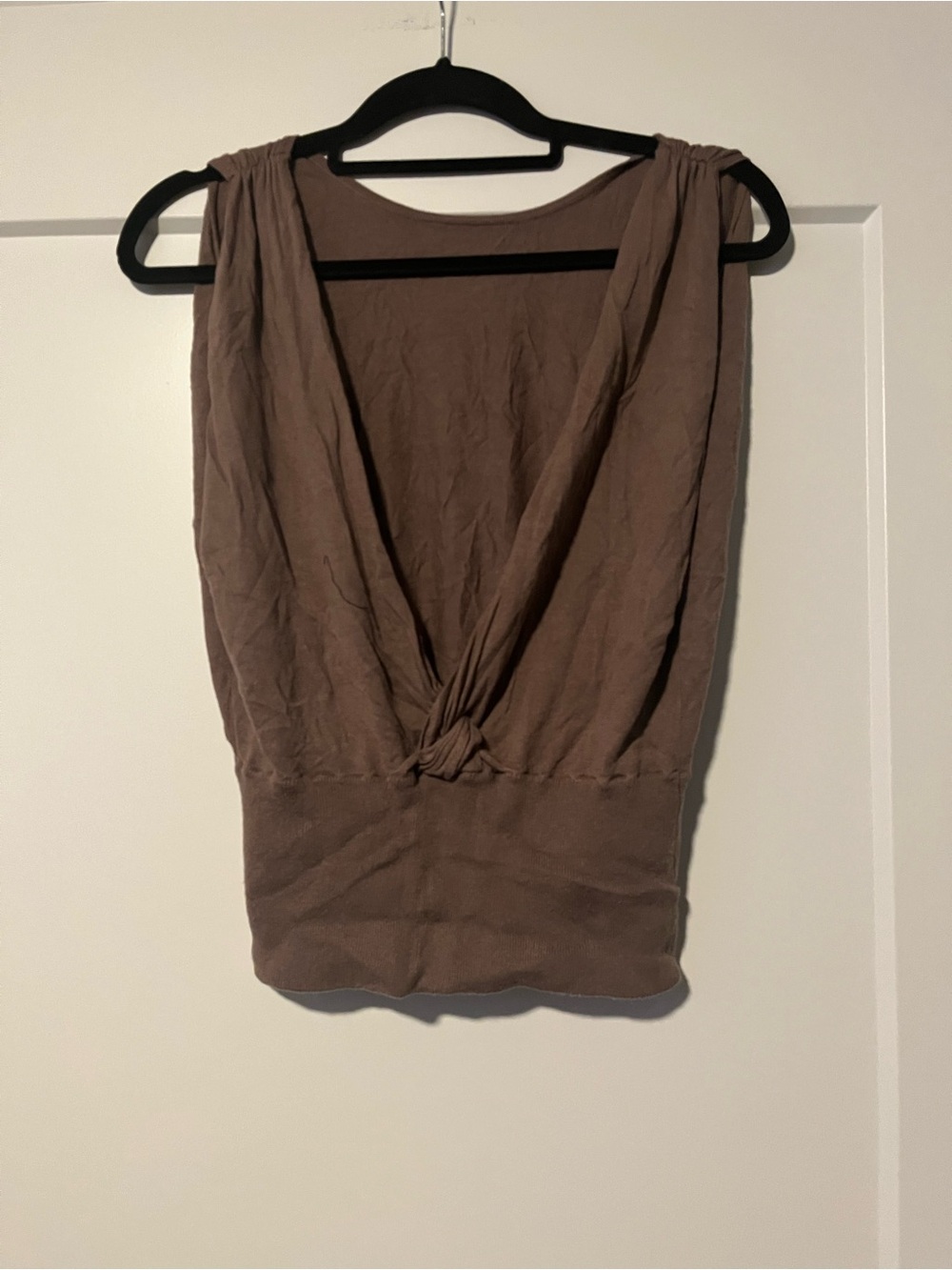 Knot-Front Sleeveless Tank Top in Brown - Unbranded